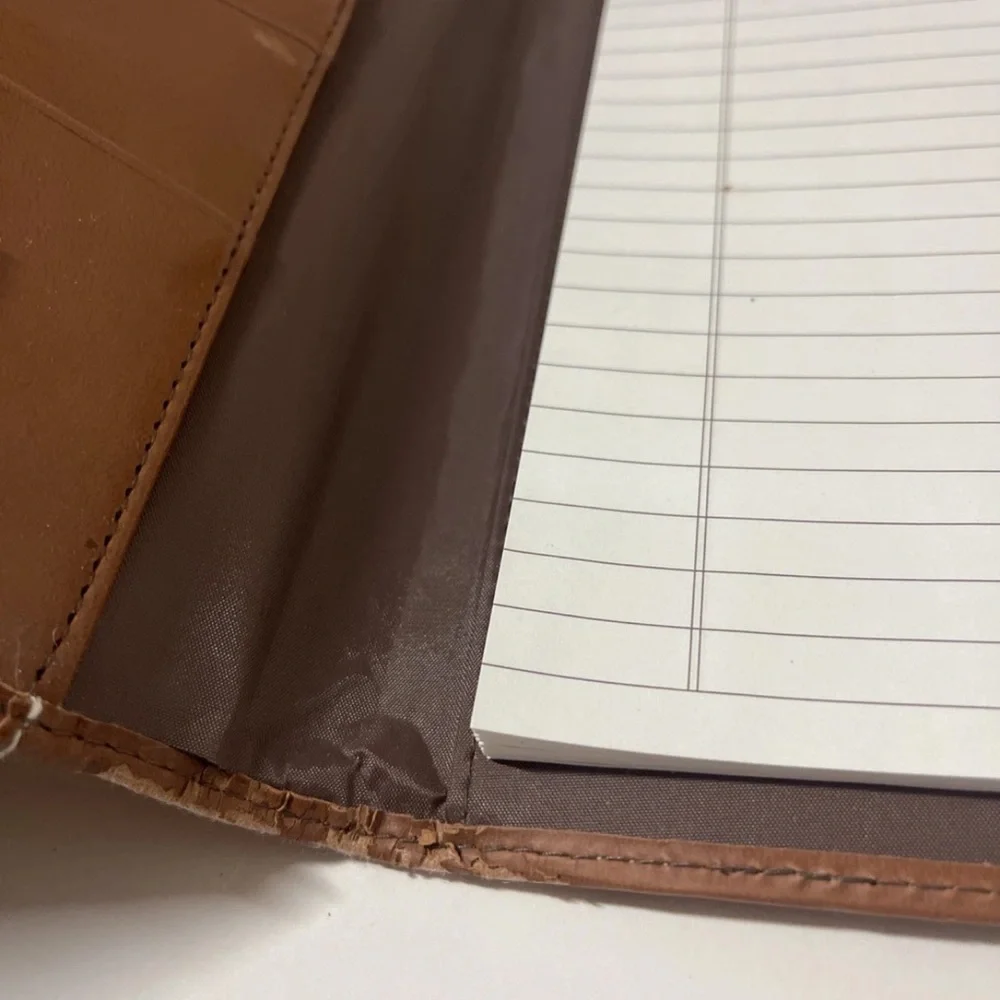 Rawlings Dodgers Leather Portfolio Notepad With Dodger Logo On Paper